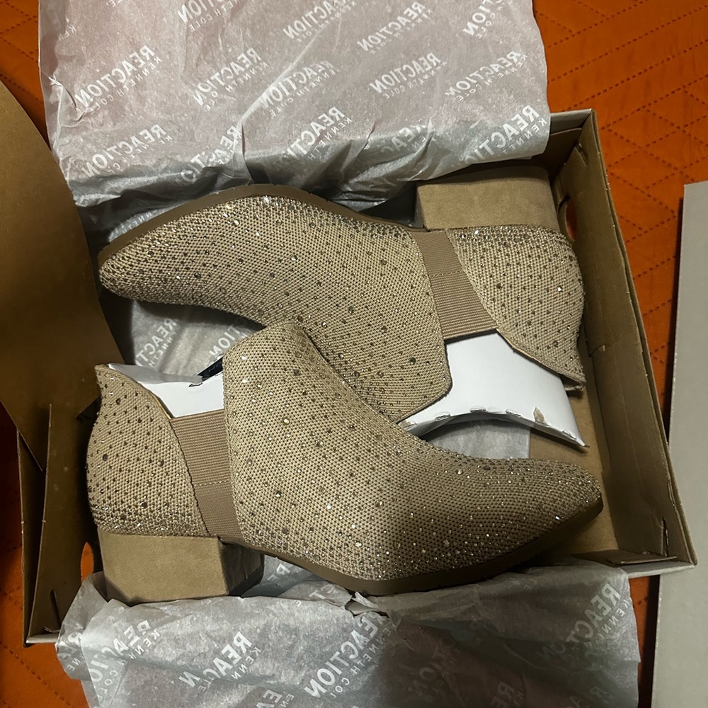 Kenneth Cole Reaction Glittering Tan Ankle Boots